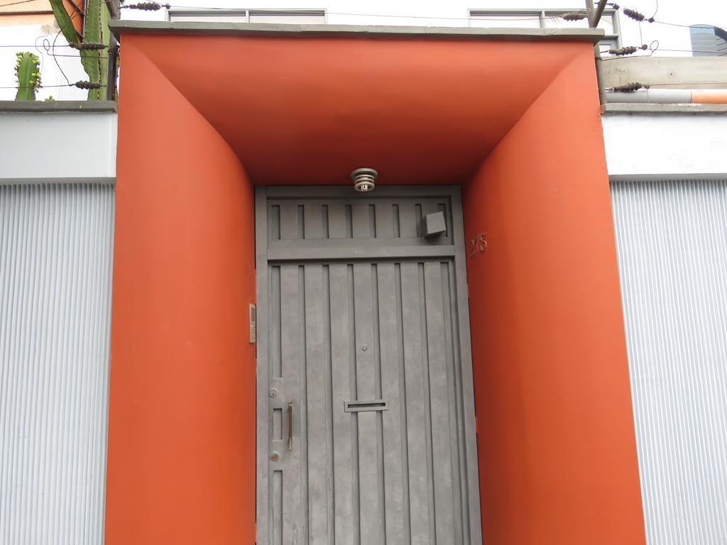 Casa Hualpa Hostel Lima Exteriör bild
