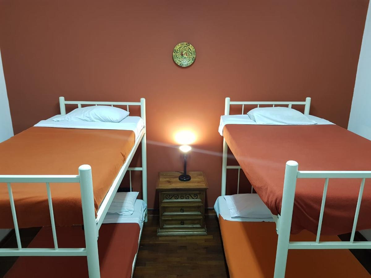 Casa Hualpa Hostel Lima Exteriör bild